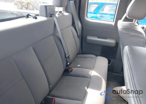 2005 Ford F-150 Stx/Xl/Xlt z USA, uszkodzony, nr VIN 1FTRX14W15NB66982